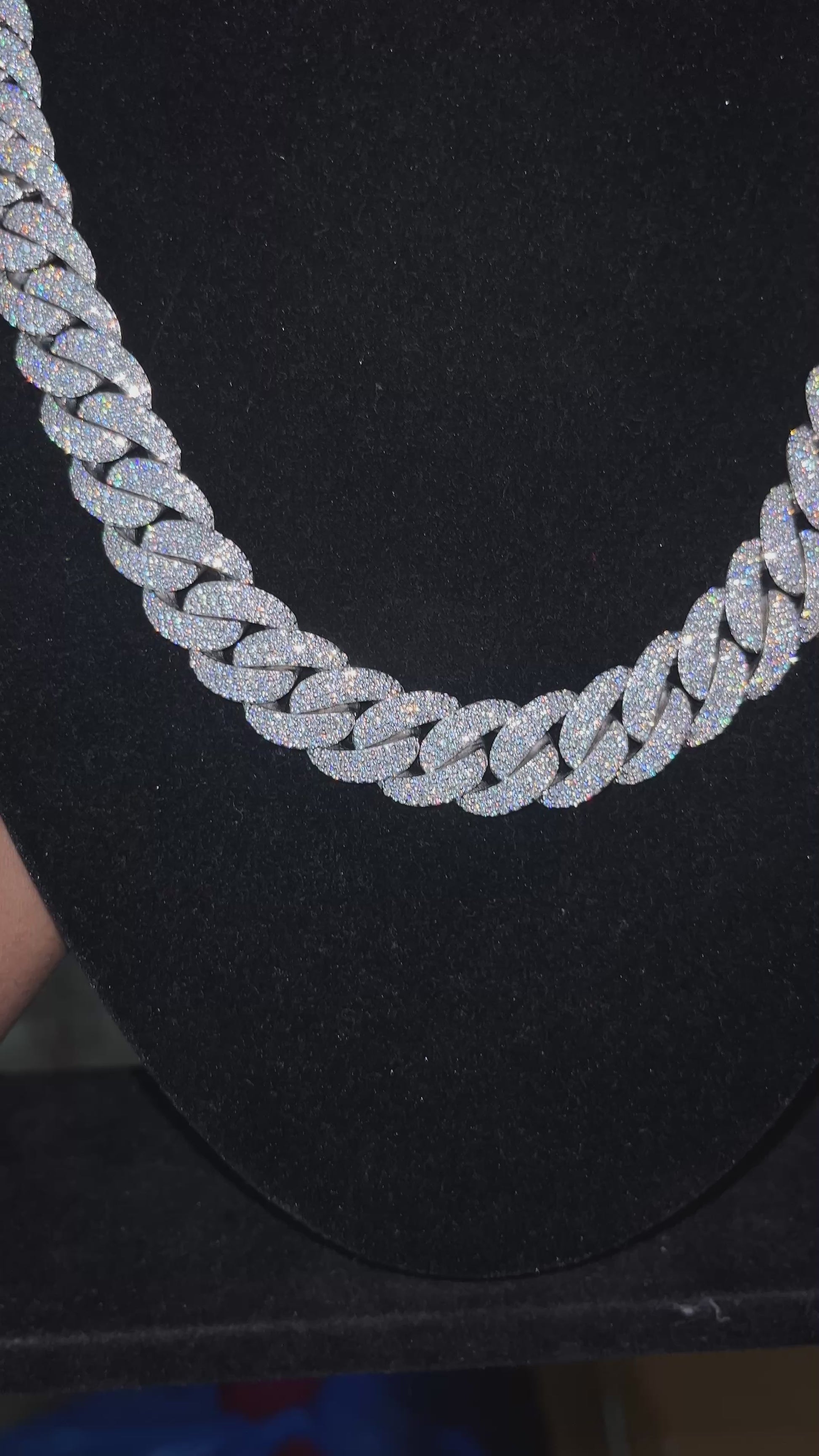 16MM Iced Cuban Link – 22” | Silver Edition